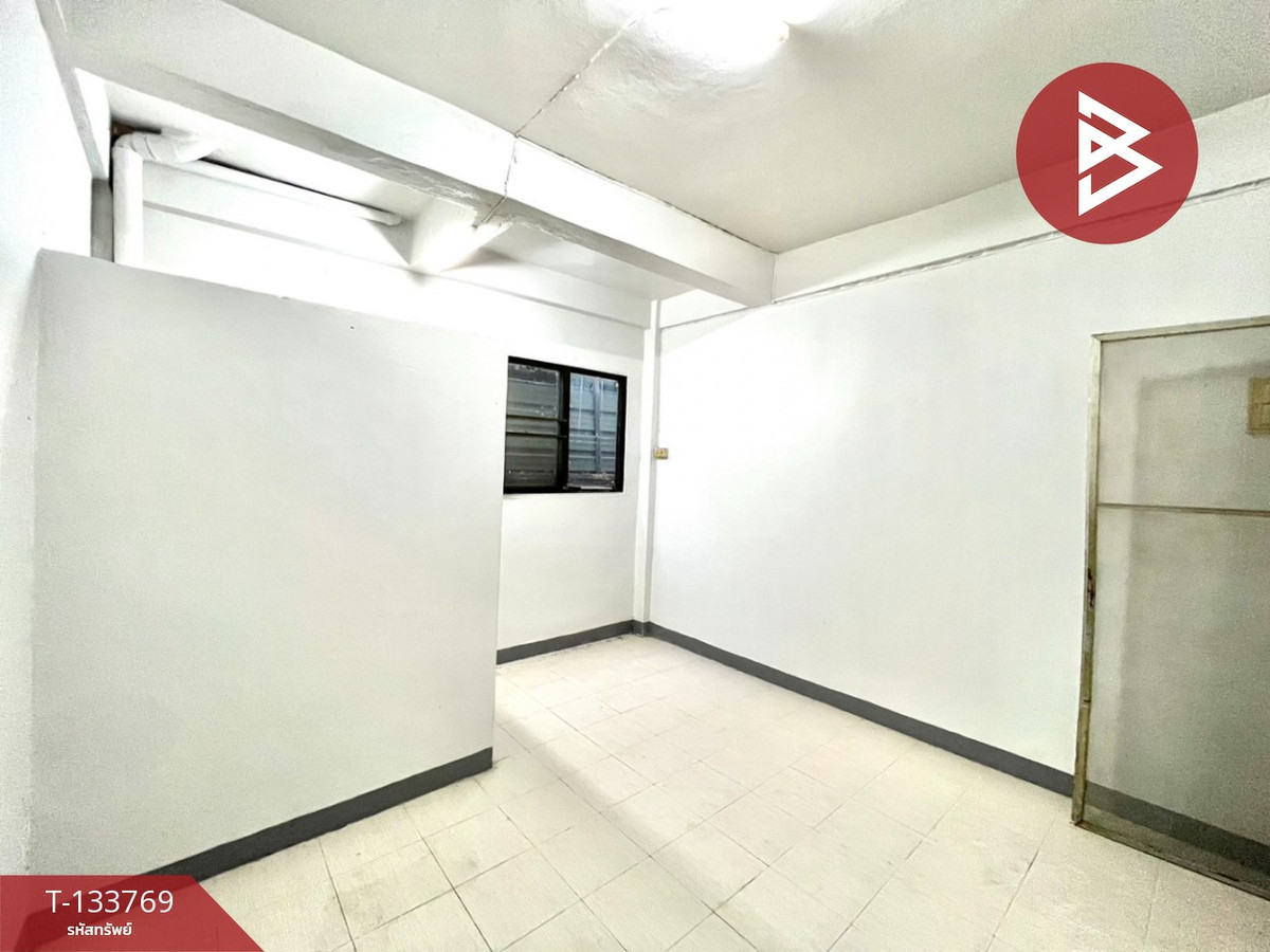 ขายอพาร์ทเม้นท์ ถ.สายลวด เนื้อที่ 37 ตร.วา ท้ายบ้าน สมุทรปราการ