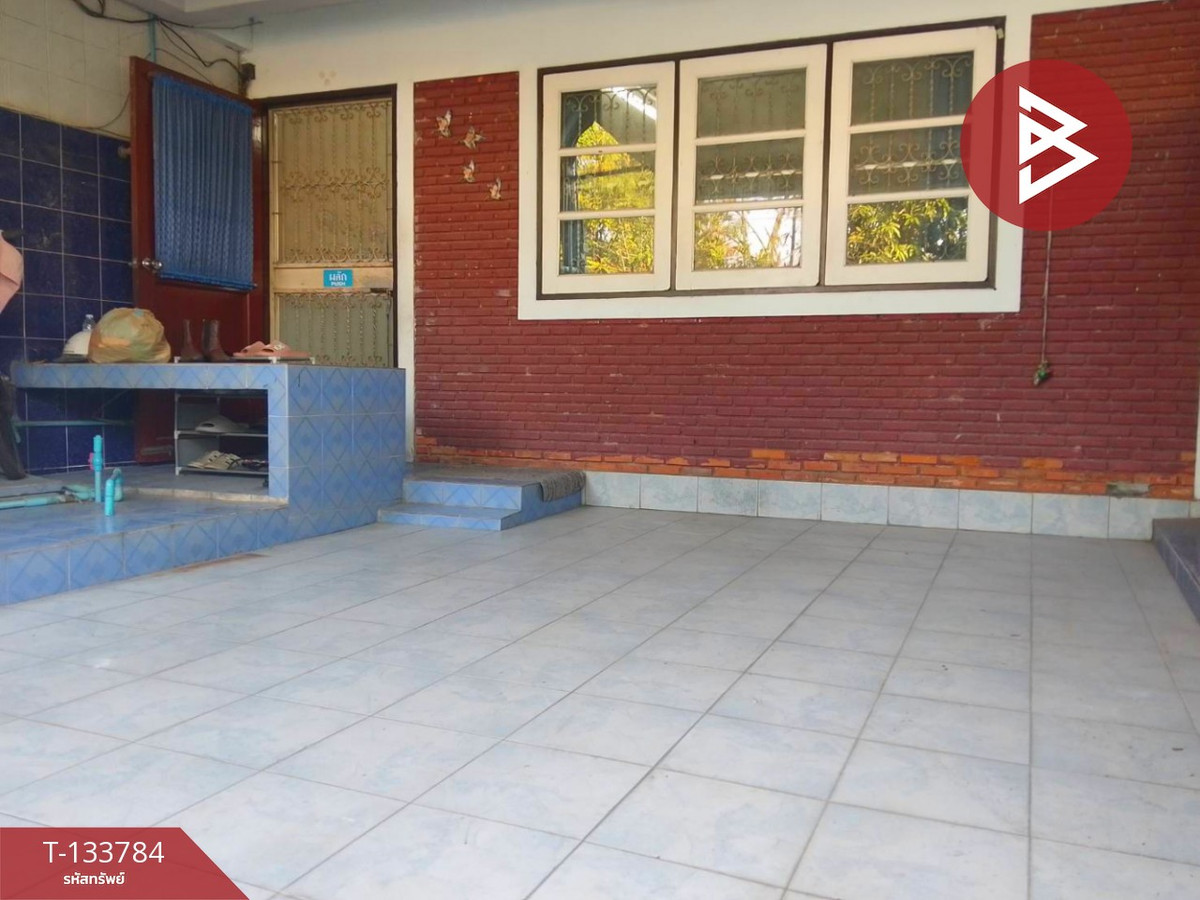 ขายทาวน์เฮ้าส์ 2 ชั้น เนื้อที่ 20 ตารางวา ซอยบ้านสวน เศรษฐกิจ ซอย 12 ชลบุรี