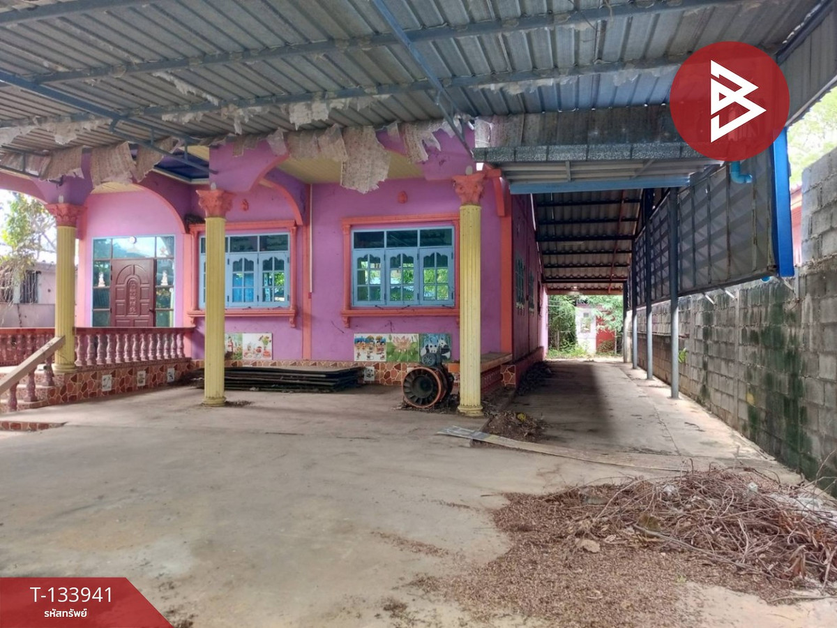 ขายบ้านเดี่ยวพร้อมโกดัง เนื้อที่ 2 งาน 68 ตร.วา บางเลน นครปฐม