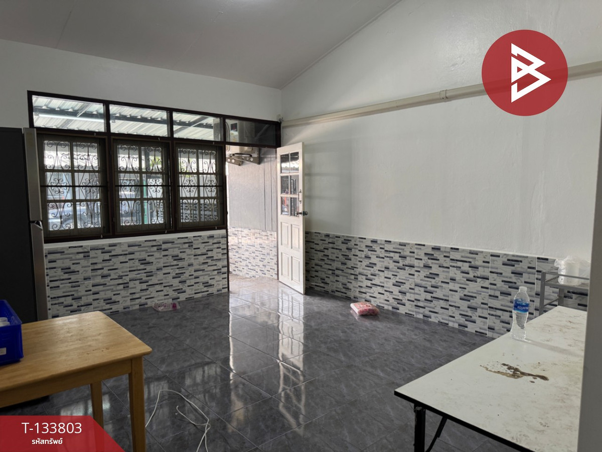 ขายทาวน์เฮ้าส์ชั้นเดียว หมู่บ้านการเคหะชุมชน2 อ่างศิลา-สุขุมวิท ชลบุรี