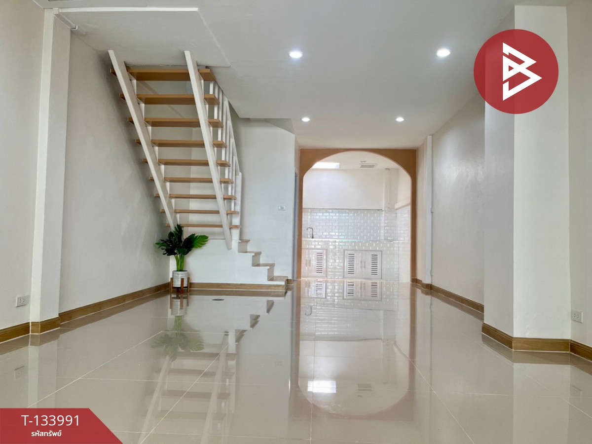 ขายทาวน์เฮ้าส์ 2 ชั้น หมู่บ้านป้อมปราการ พระสมุทรเจดีย์ สมุทรปราการ รีโนเวทใหม่