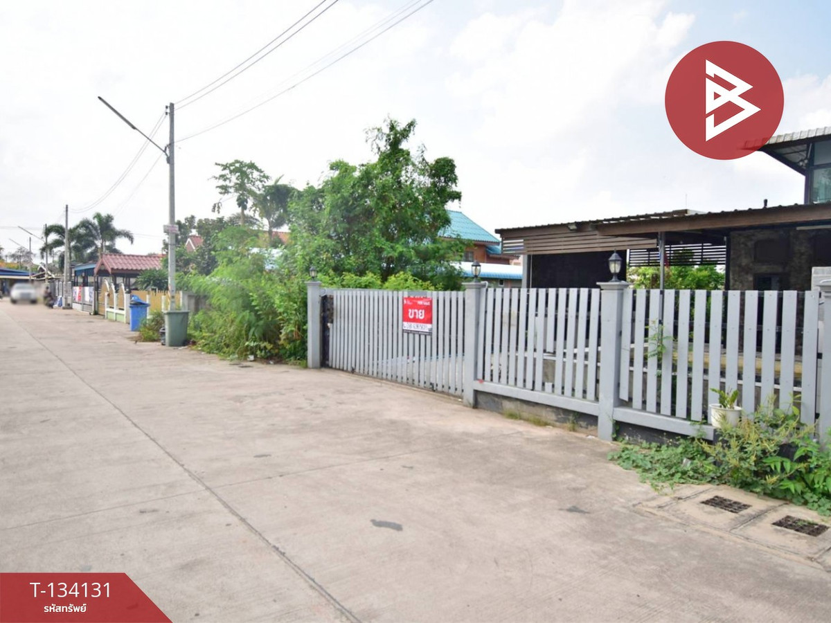 ขายบ้านเดี่ยว เนื้อที่ 62 ตารางวา ต.บึง อ.ศรีราชา ชลบุรี พร้อมอยู่ ทำเลดี ราคาถูก