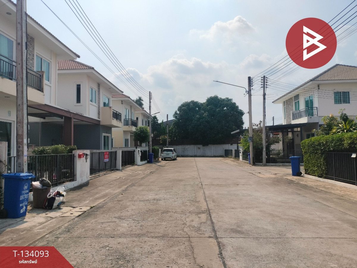 ขายบ้านแฝด หมู่บ้านเดอะไนน์ รังสิต-คลอง9 (The Nine Rangsit-Klong9) ลำลูกกา ปทุมธานี