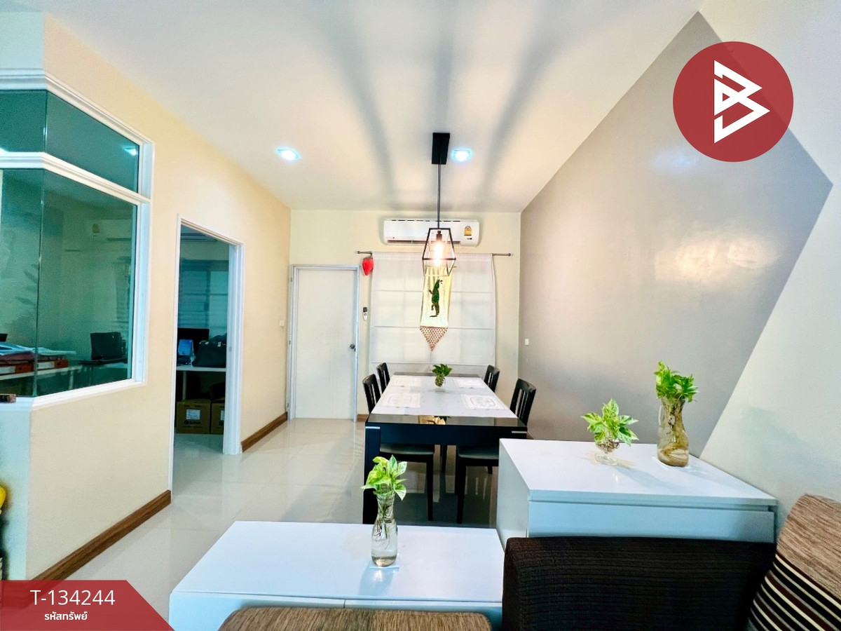 ขาย/เช่าทาวน์โฮม หมู่บ้านโกลเด้นทาวน์ ลาดพร้าว-เกษตรนวมินทร์ บึงกุ่ม กรุงเทพมหานคร