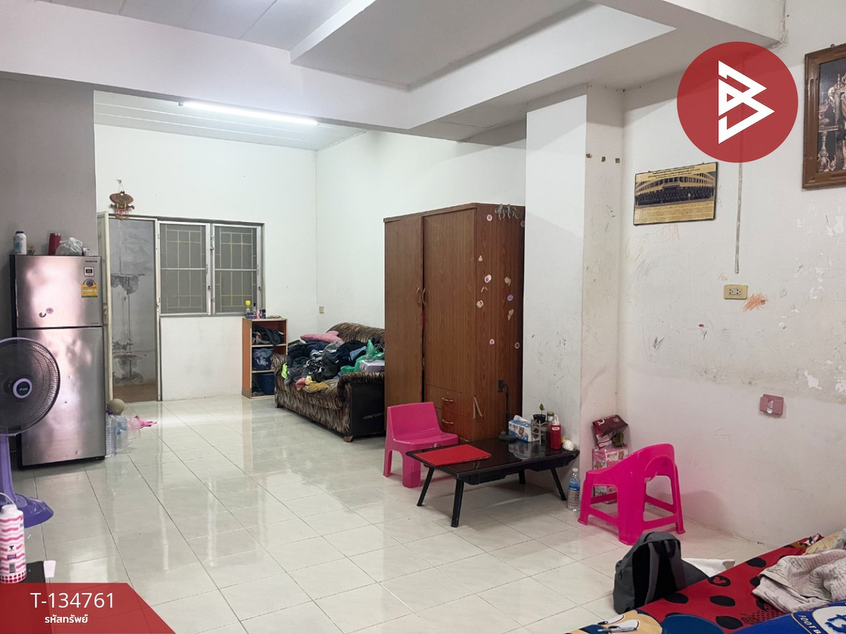 ขายทาวน์เฮ้าส์ หมู่บ้านแฟมิลี่ซิตี้ ชลบุรี (Family City) พร้อมเข้าอยู่