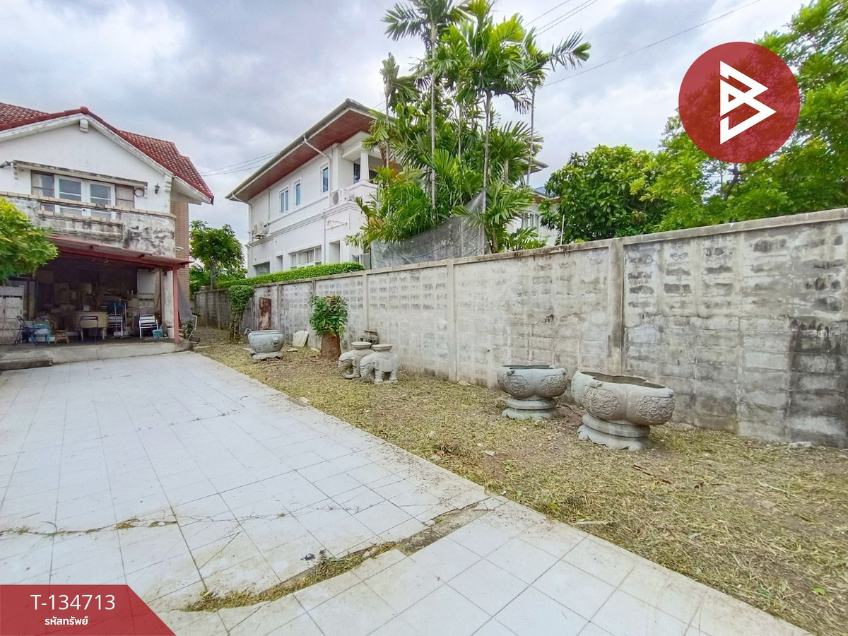 ขายบ้านเดี่ยว 2 ชั้นพร้อมที่ดิน เนื้อที่ 169 ตารางวา หมู่บ้านธารารมณ์ รามคำแหง 150 กรุงเทพฯ ริมน้ำ