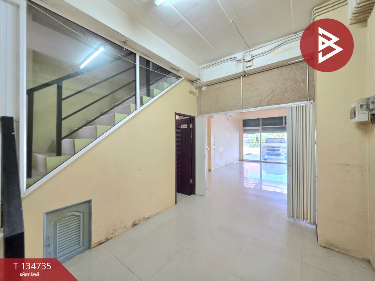 ขายอาคารพาณิชย์ 3 ชั้น หน้าหมู่บ้านอคาเดีย หนองขาม ศรีราชา ชลบุรี