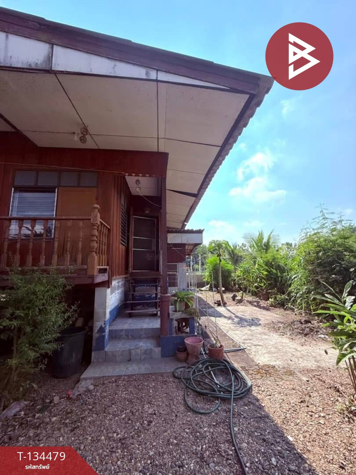 ขายที่ดินพร้อมสิ่งปลูกสร้าง เนื้อที่ 93.5 ตารางวา สันทราย เชียงใหม่