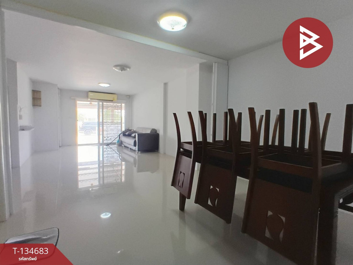 ขาย/เช่าทาวน์เฮ้าส์ หมู่บ้านวนัญญากรีนเพลส ชลบุรี