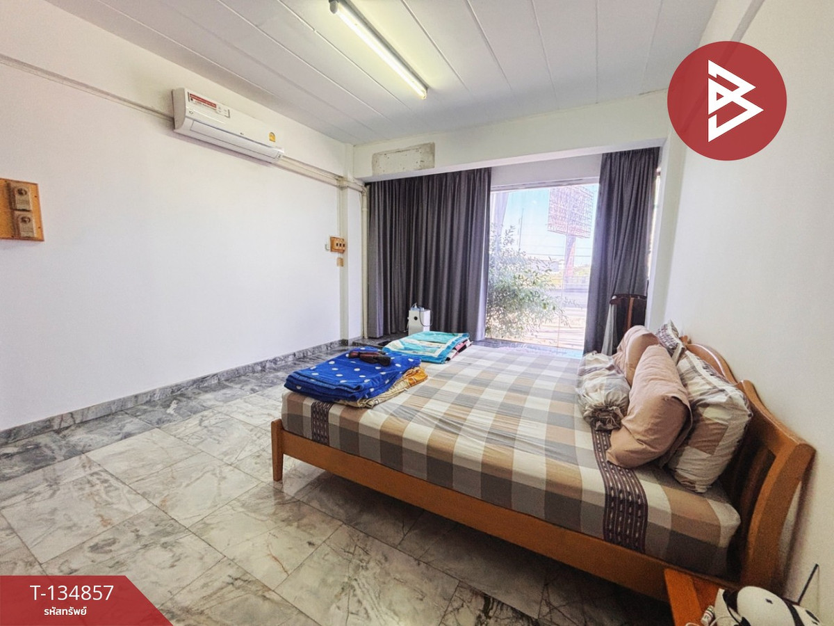 ขายอาคารพาณิชย์ 4 คูหา เนื้อที่ 1 งาน 10.8 ตร.วา คอกกระบือ สมุทรสาคร