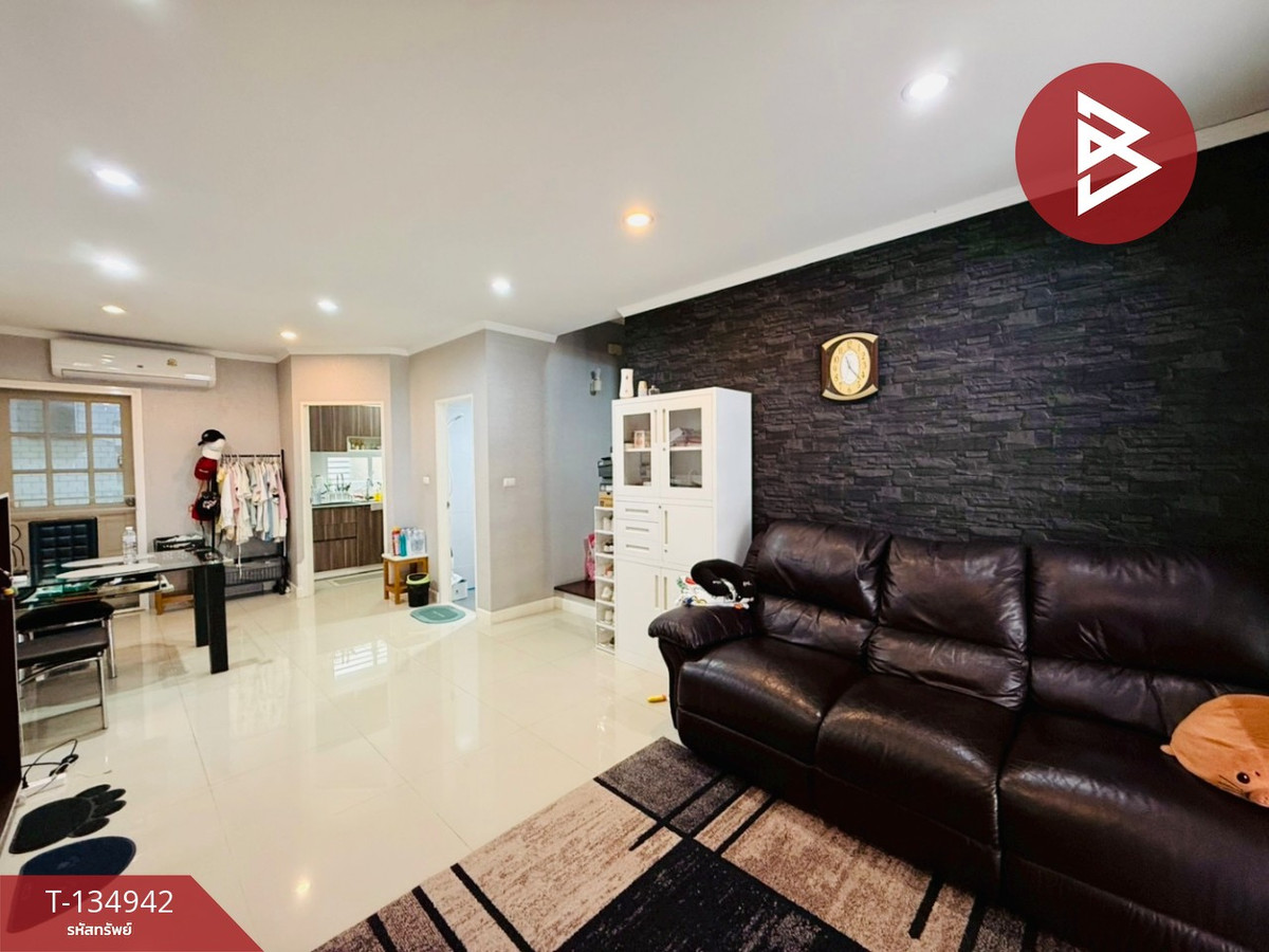 ขายทาวน์เฮ้าส์ หมู่บ้านทาวน์ อเวนิว ซิกซ์ตี้ วิภาวดี60 หลักสี่ กรุงเทพมหานคร