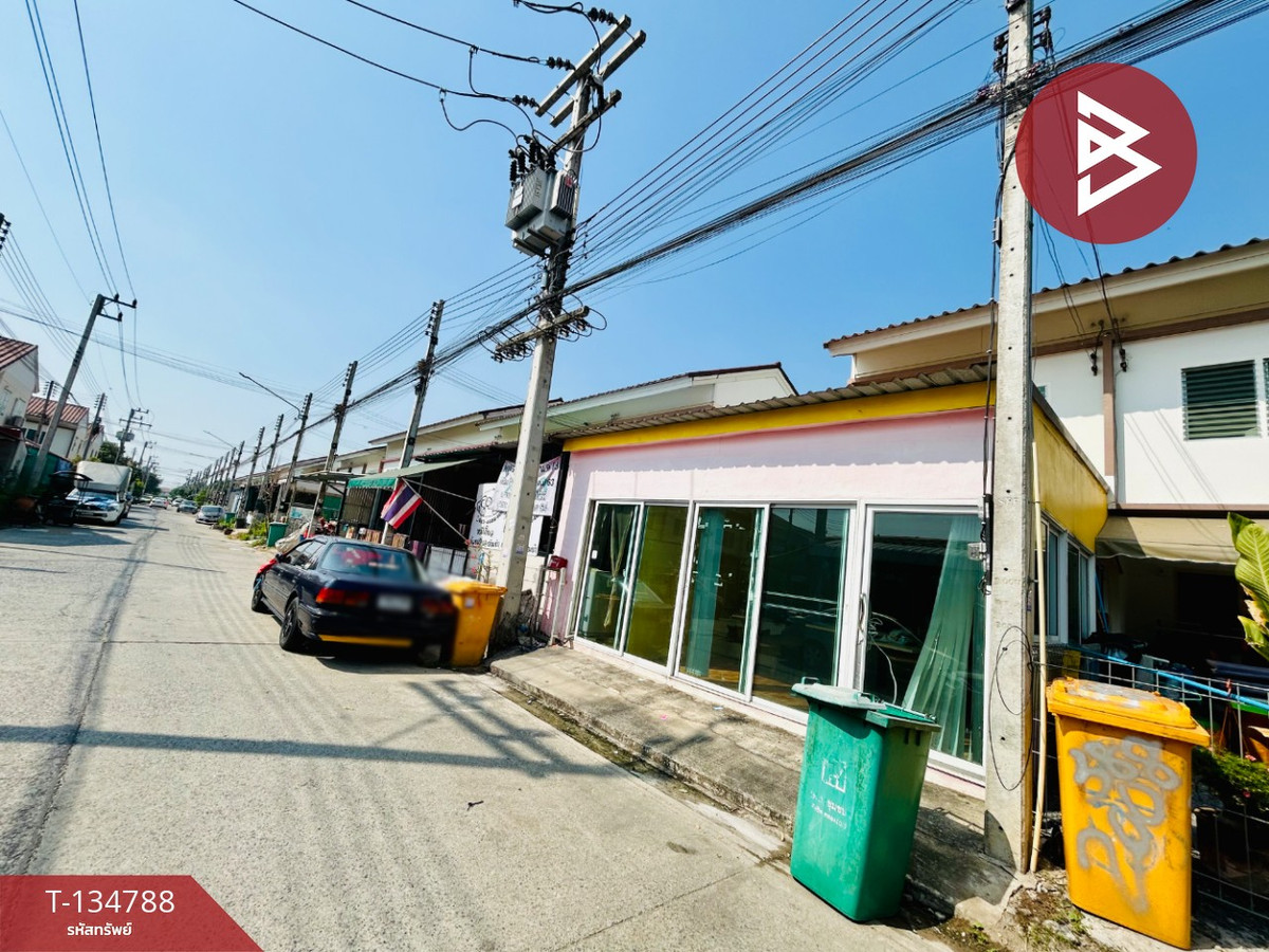 ขายทาวน์เฮ้าส์ หมู่บ้านเอื้ออาทรคลองเก้า รังสิต-นครนายก พร้อมอยู่