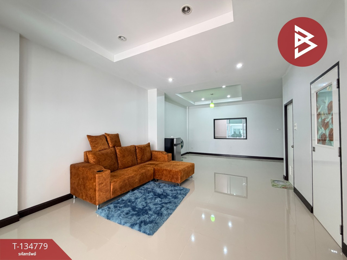 ขายทาวน์เฮ้าส์ หมู่บ้านอรินสิริ สปอร์ตวิลเลจ (Arinsiri Sport Village) ชลบุรี