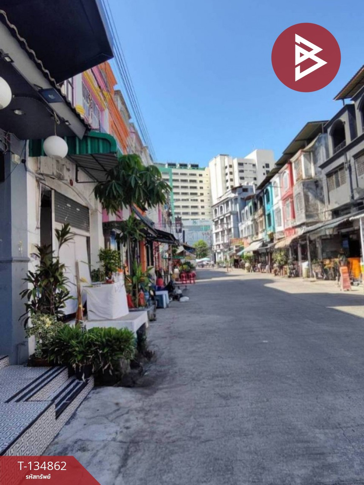 ขายอาคารพาณิชย์ 3 ชั้น เนื้อที่ 16 ตร.วา ศรีราชา ชลบุรี