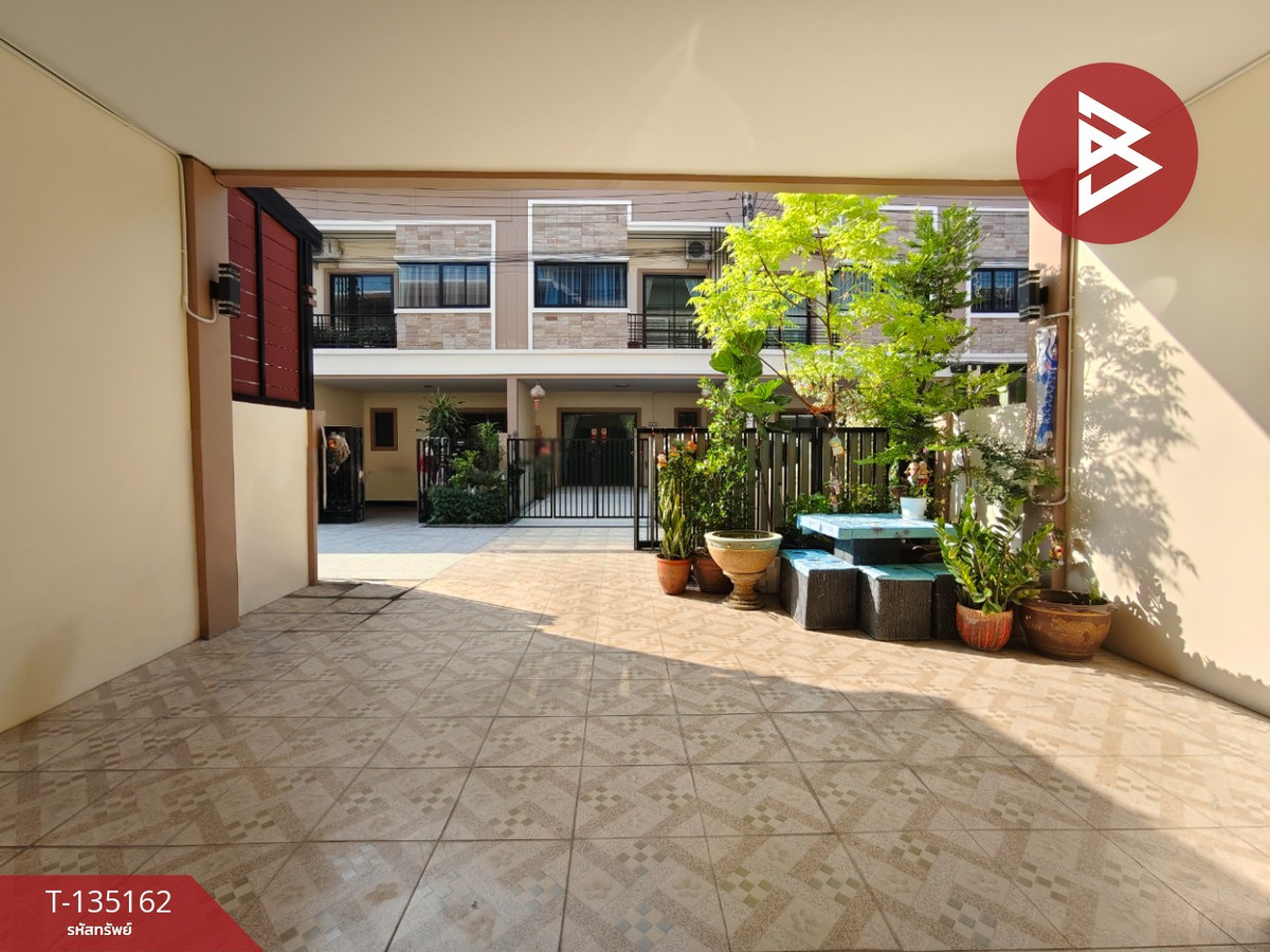 ขายทาวน์เฮ้าส์ หมู่บ้านกู๊ดแลนด์ กระทุ่มแบน สมุทรสาคร