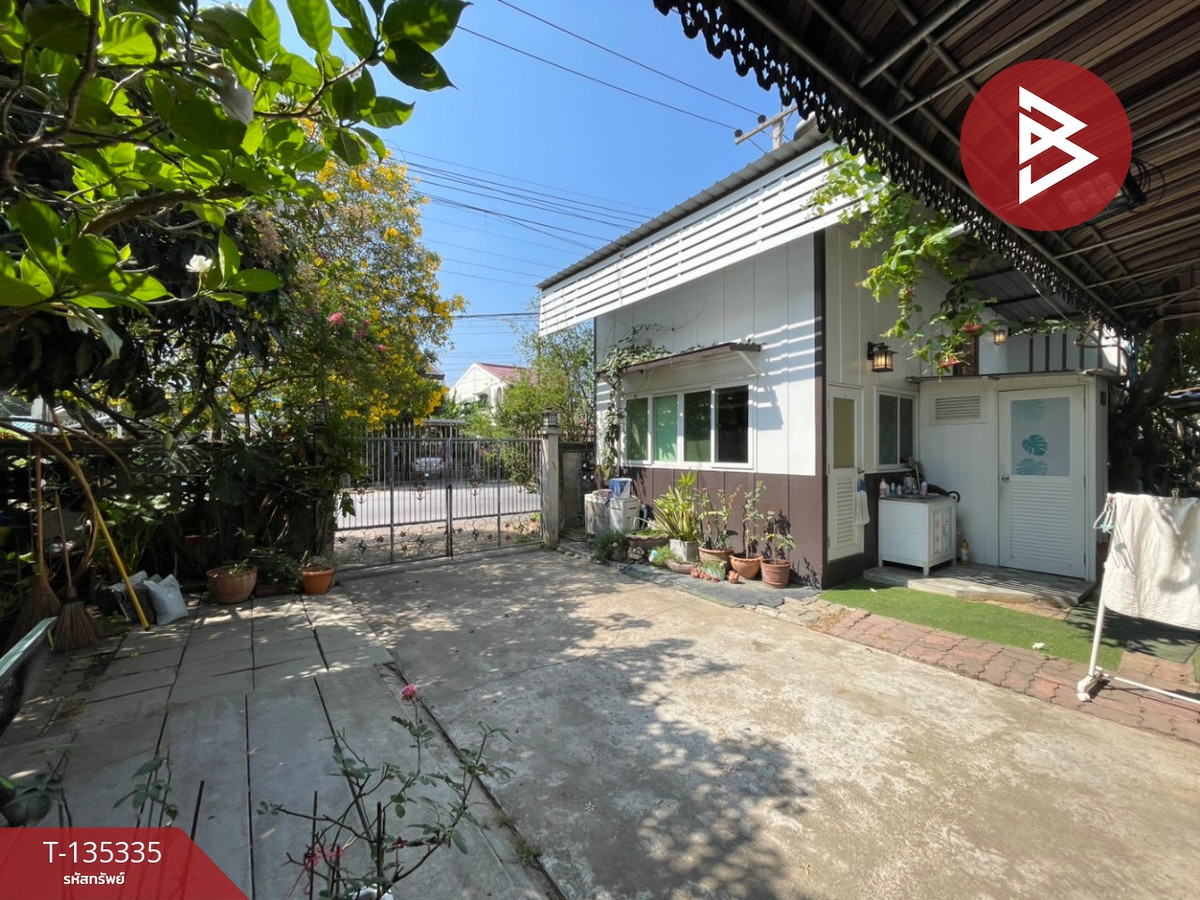 ขายบ้านเดี่ยวหลังริม หมู่บ้านร่มฟ้า เนื้อที่ 75 ตารางวา สนามจันทร์ นครปฐม