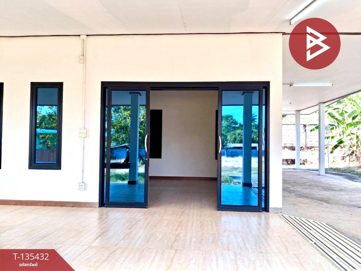 ขายบ้านเดี่ยว เนื้อที่ 1 ไร่ 2 งาน 34.9 ตร.วา ตรอน อุตรดิตถ์