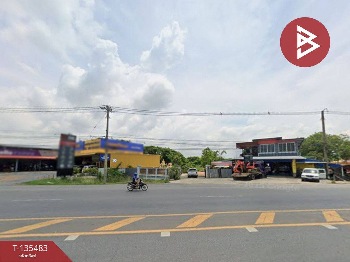 ขายที่ดิน เนื้อที่ 1 ไร่ 2 งาน 12.6 ตร.วา เมืองสิงห์บุรี ติดถนนใหญ่  ทำเลทอง