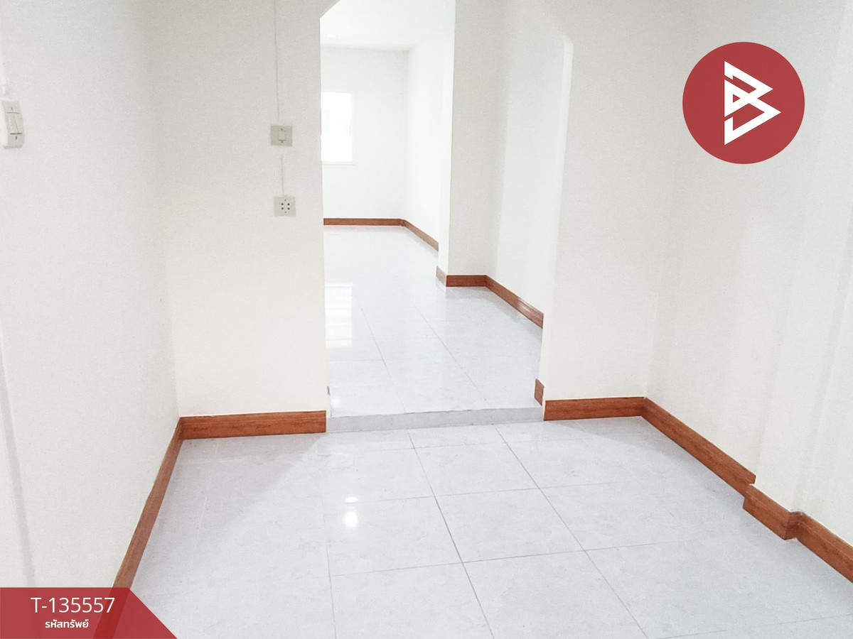 ขายทาวน์เฮ้าส์ หมู่บ้านวโรชา4 บางเสาธง สมุทรปราการ พร้อมเข้าอยู่