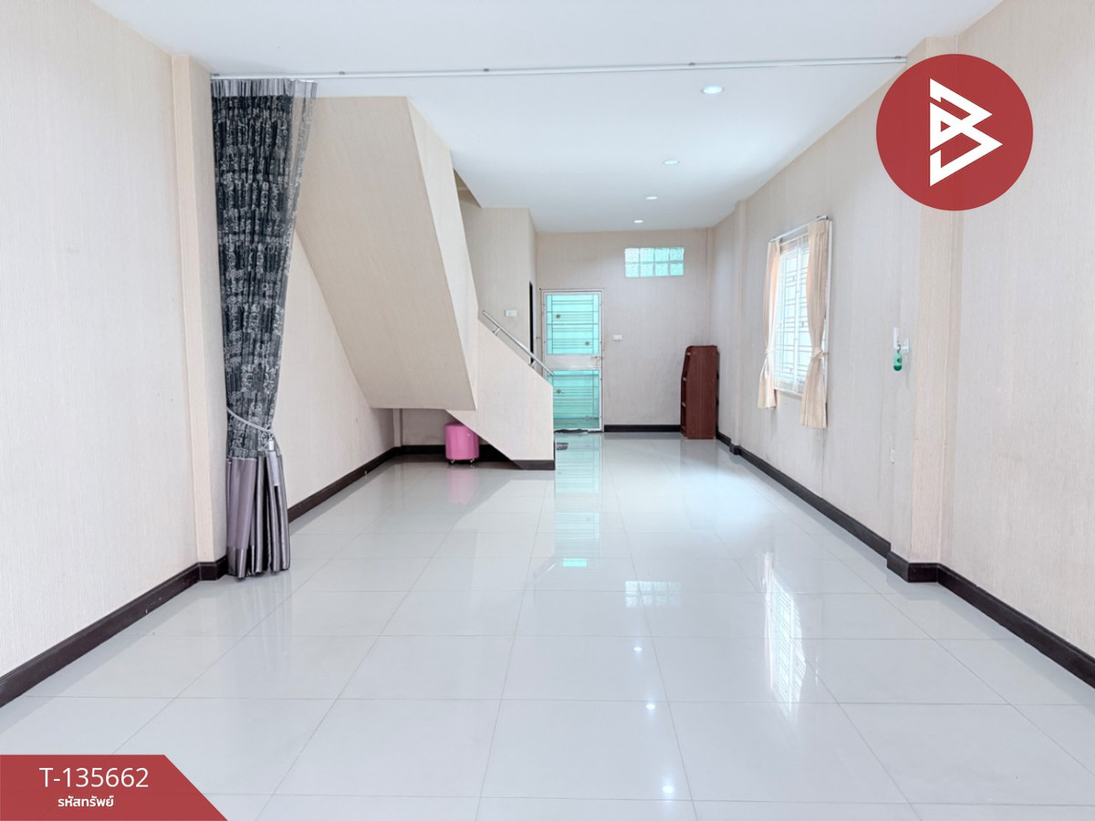 ขาย/เช่า ทาวน์เฮ้าส์ หมู่บ้านบูรพาแลนด์ สวนเสือ ศรีราชา ชลบุรี