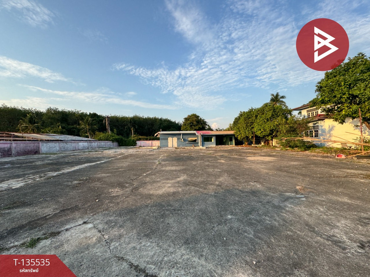 ขายที่ดินพร้อมสำนักงาน เนื้อที่ 3 งาน 84 ตารางวา ต.สำนักท้อน จ.ระยอง