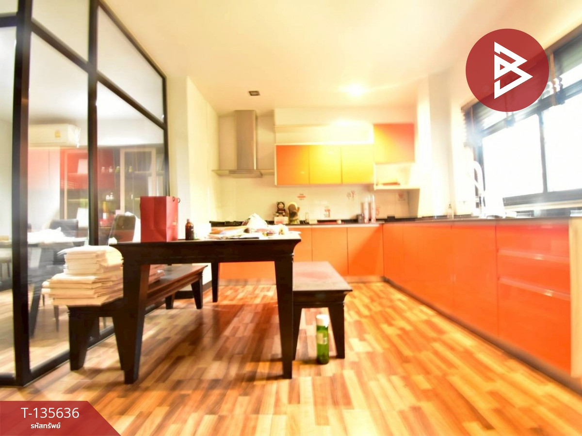 ขายโกดังพร้อมออฟฟิศ เนื้อที่ 90 ตารางวา มีนบุรี กรุงเทพฯ ทำเลดี