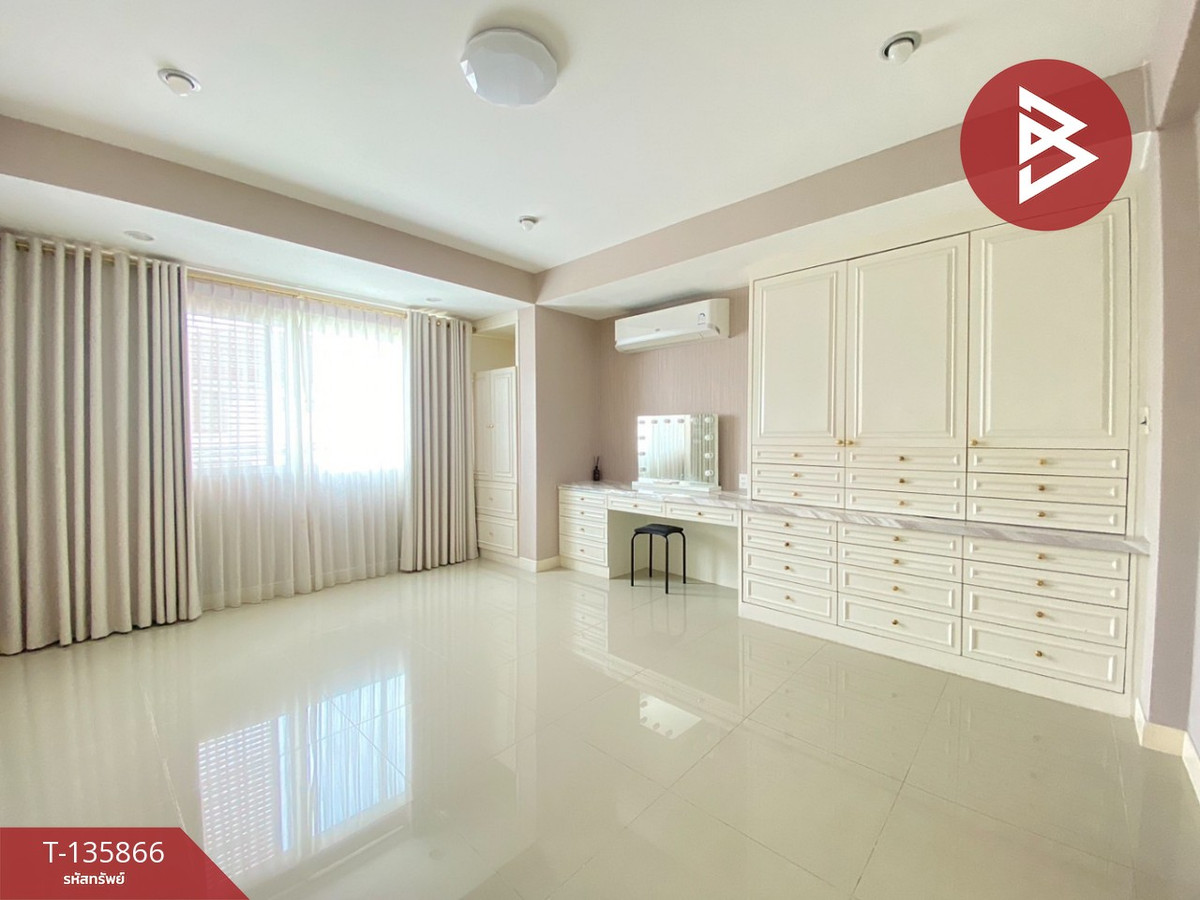 ขายทาวน์โฮม 3 ชั้น เนื้อที่ 24.9 ตารางวา ซอย 20 มิถุนา ห้วยขวาง กรุงเทพฯ