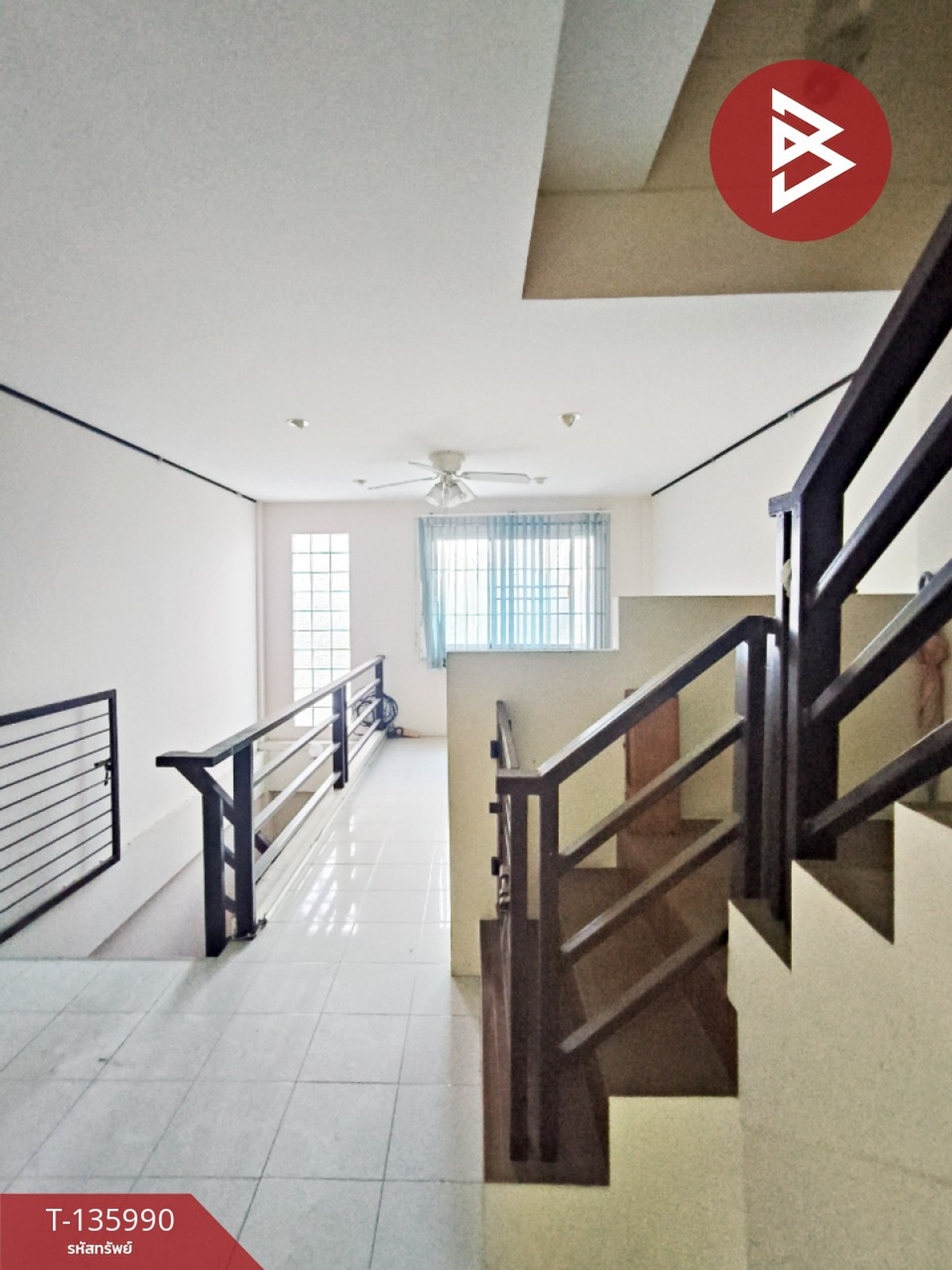 ขายอาคารพาณิชย์ เนื้อที่ 22 ตร.วา เสม็ด ชลบุรี