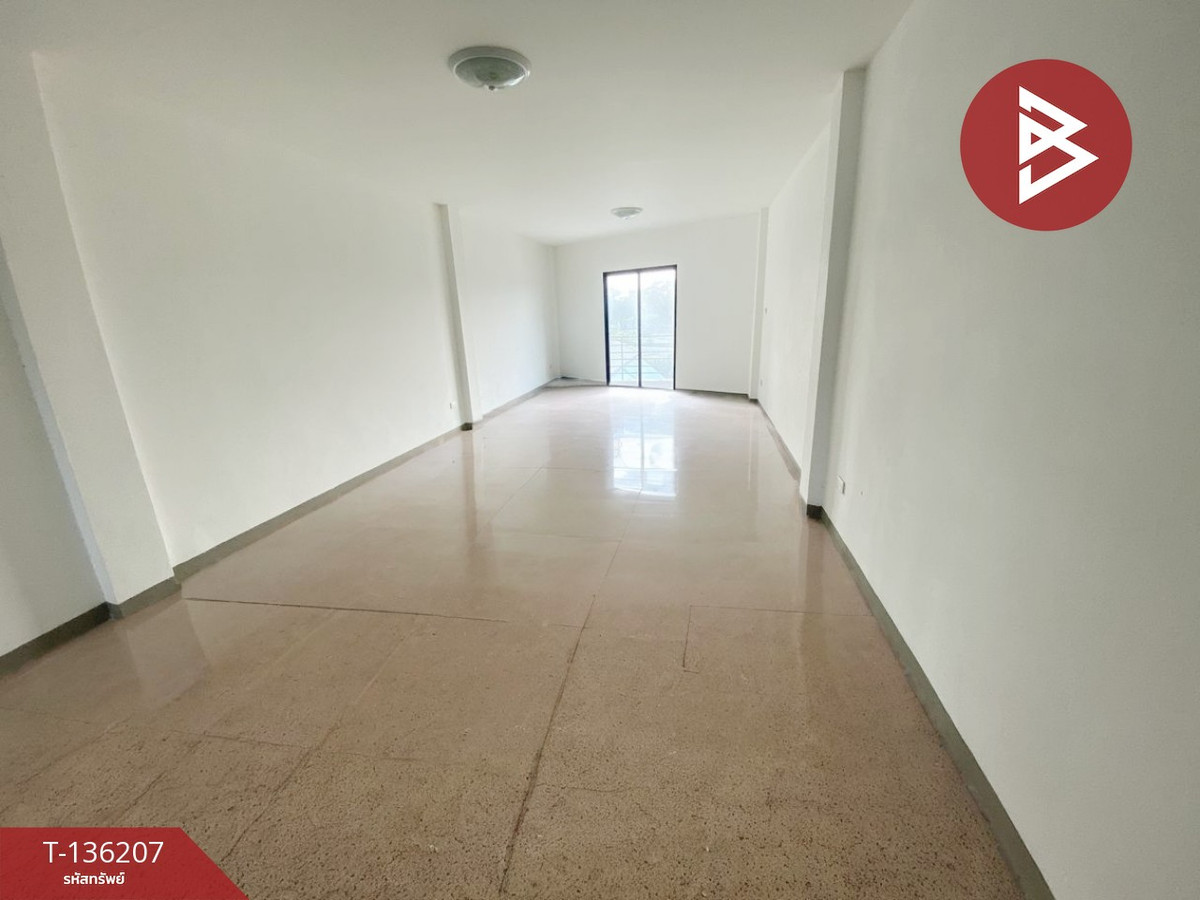 ขายอาคารพาณิชย์ 3 ชั้น เนื้อที่ 39.5 ตร.วา โพธาราม ราชบุรี