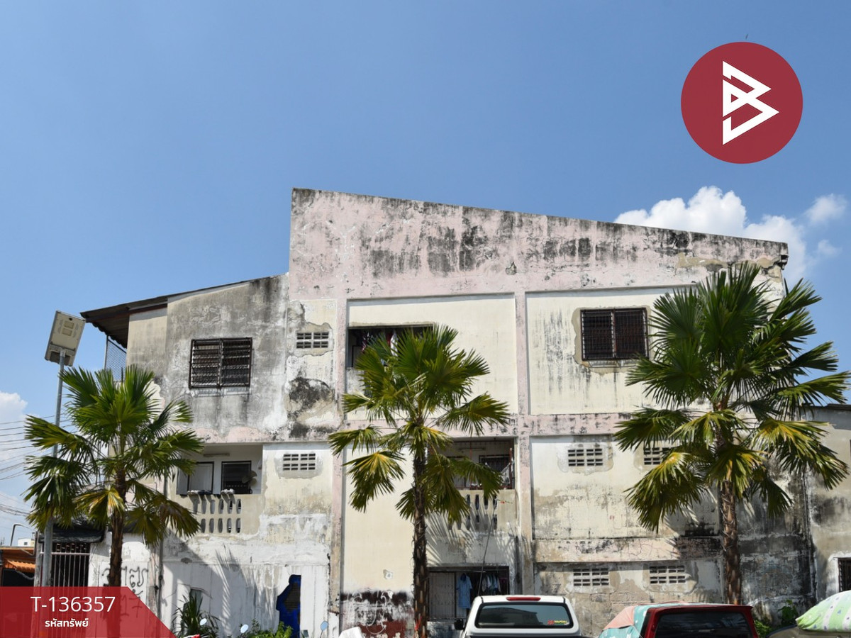 ขายทาวน์เฮ้าส์ 2 ชั้น เนื้อที่ 21 ตร.วา บางเสาธง สมุทรปราการ