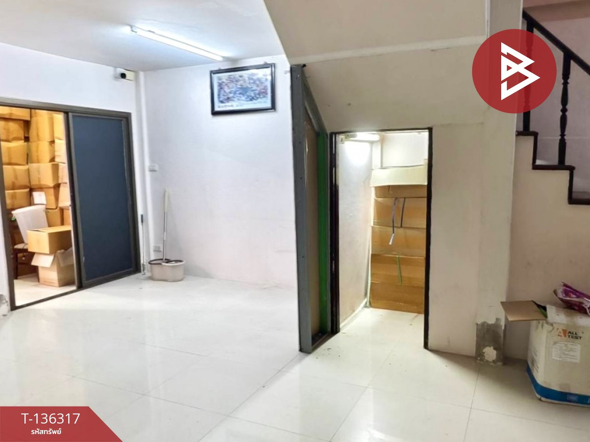 ขายทาวน์เฮ้าส์ หมู่บ้านลาดพร้าววิลเลจ (Latphrao Village) กรุงเทพมหานคร