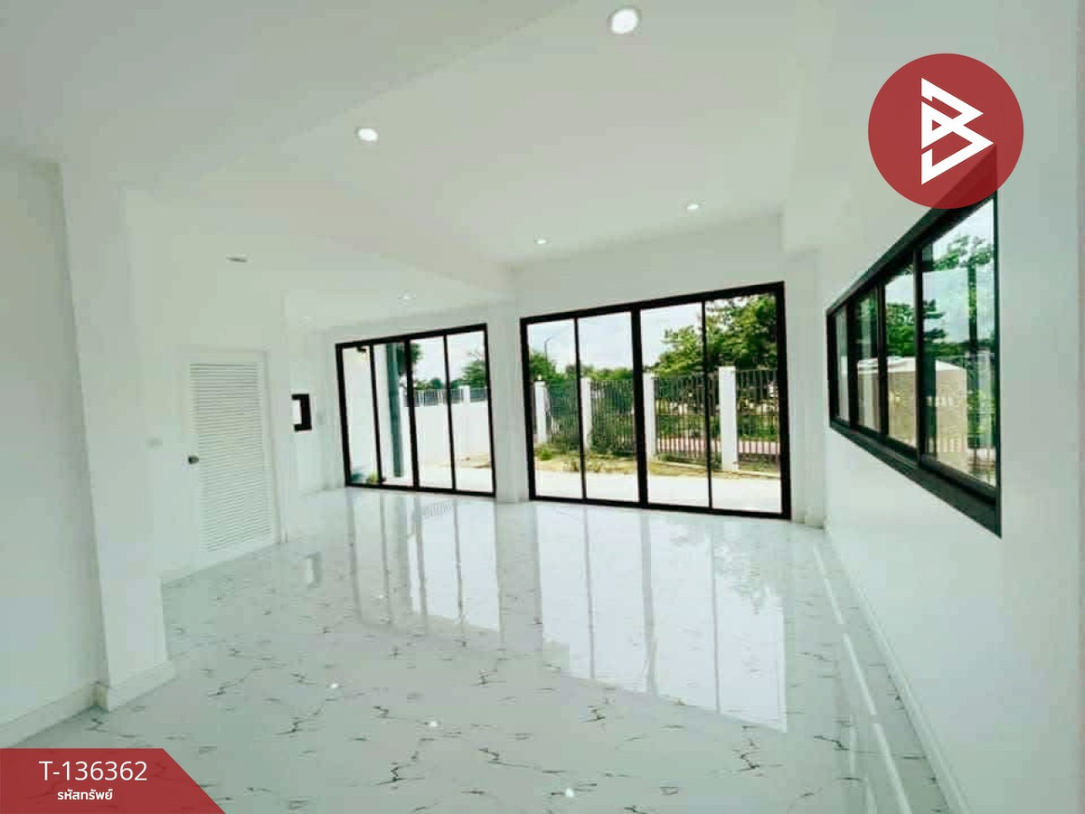 ขายบ้านแฝดหลังริม เนื้อที่ 51 ตร.วา ท่ามะกา กาญจนบุรี