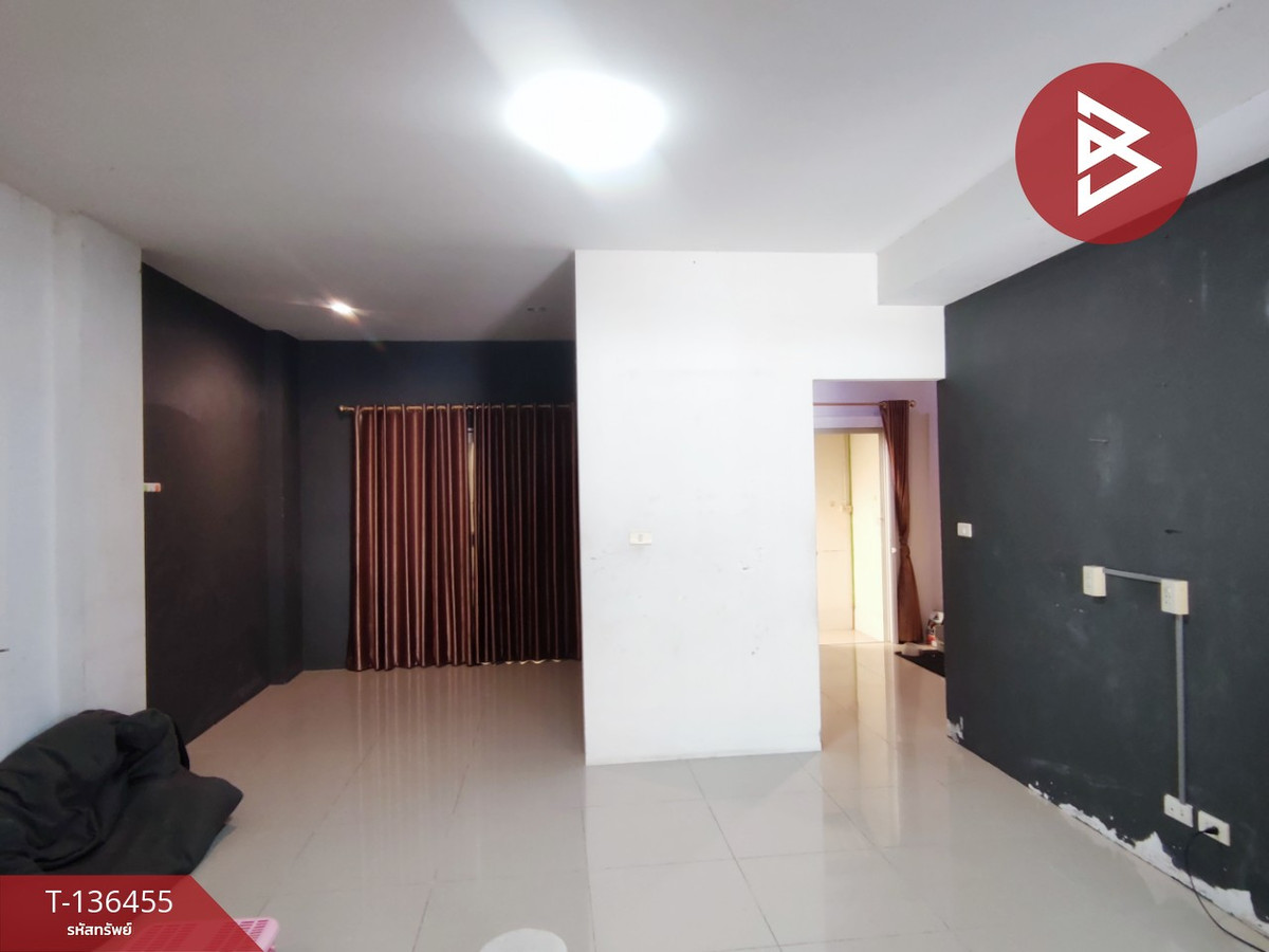 ขายทาวน์เฮ้าส์ หมู่บ้านเซนเนอริโอ ศุขประยูร-ดอนหัวฬ่อ (Zenerio Sukprayoon-Donhoulor) ชลบุรี