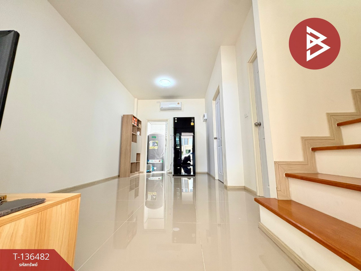 ขายทาวน์เฮ้าส์ หมู่บ้านเก้ามงคลวิลเลจ พุทธมณฑลสาย5-ไร่ขิง26 นครปฐม