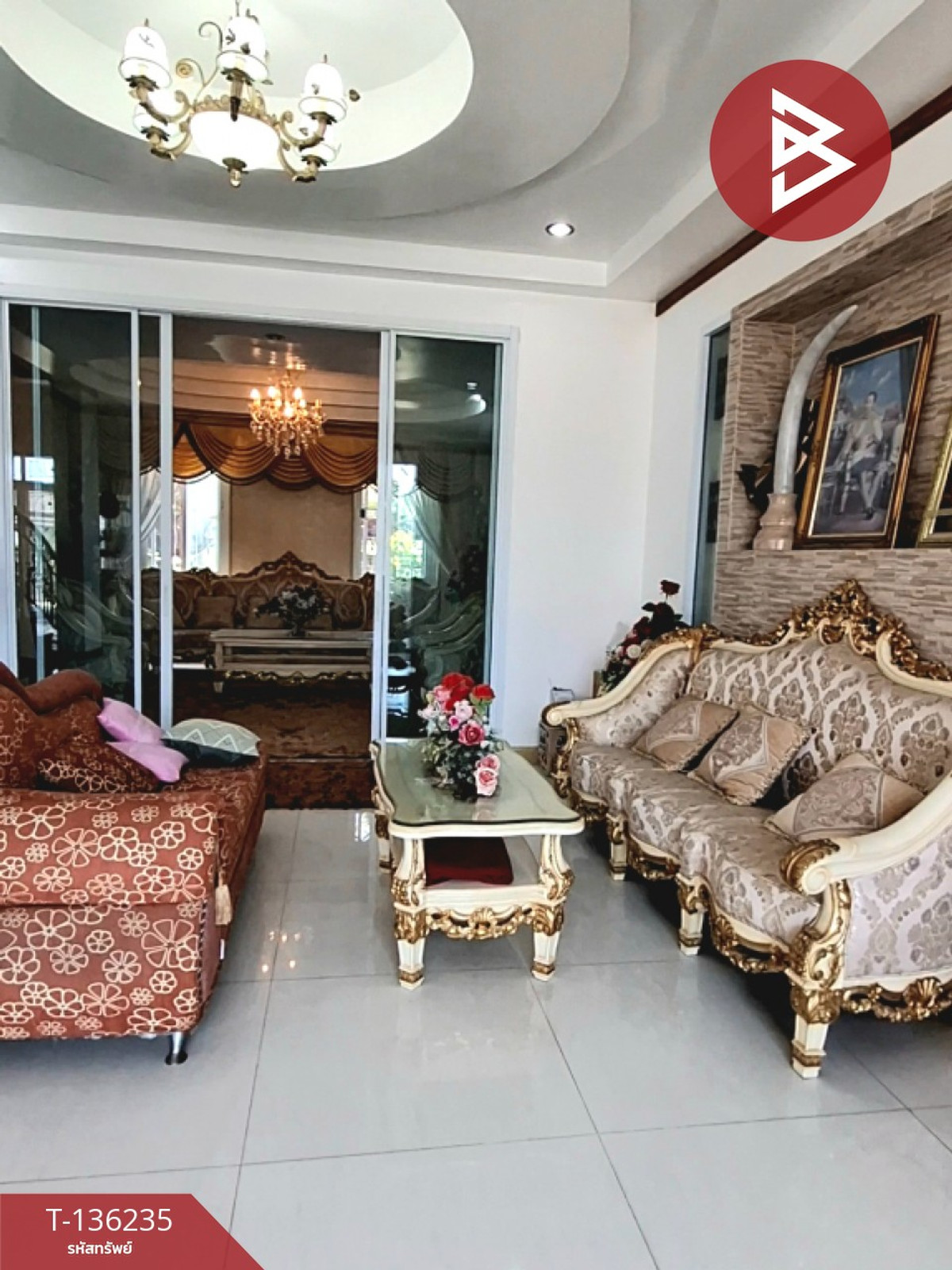 ขายบ้านเดี่ยวหรู เนื้อที่ 2 ไร่ 1 งาน 39.4 ตร.วา รอบเมือง ร้อยเอ็ด