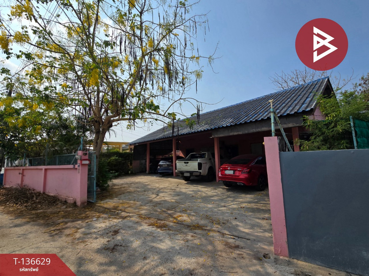 ขายบ้านเดี่ยว เนื้อที่ 100 ตารางวา สำนักบก ชลบุรี อยู่หลังวัดหนองแฟบ