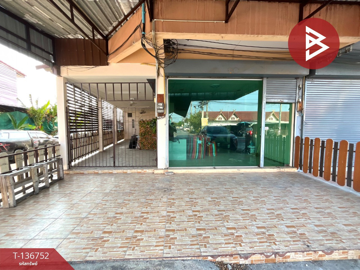 ขายอาคารพาณิชย์หลังมุม 3 ชั้น เนื้อที่ 30.4 ตร.วา ถนนมิตรสัมพันธ์ อ่างศิลา ชลบุรี