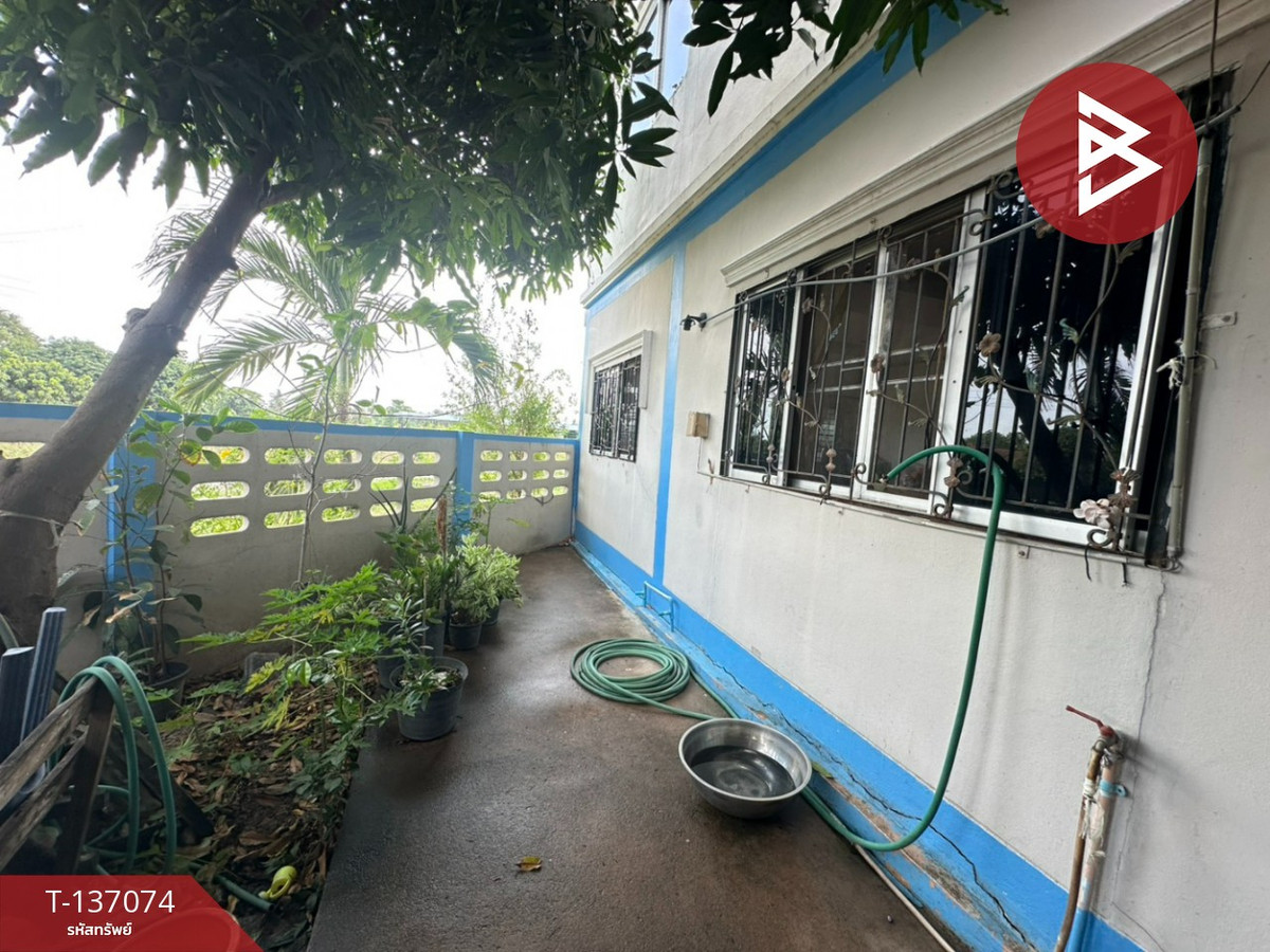 ขายอาคารพาณิชย์ 2 ชั้น เนื้อที่ 46 ตารางวา ศรีราชา ชลบุรี