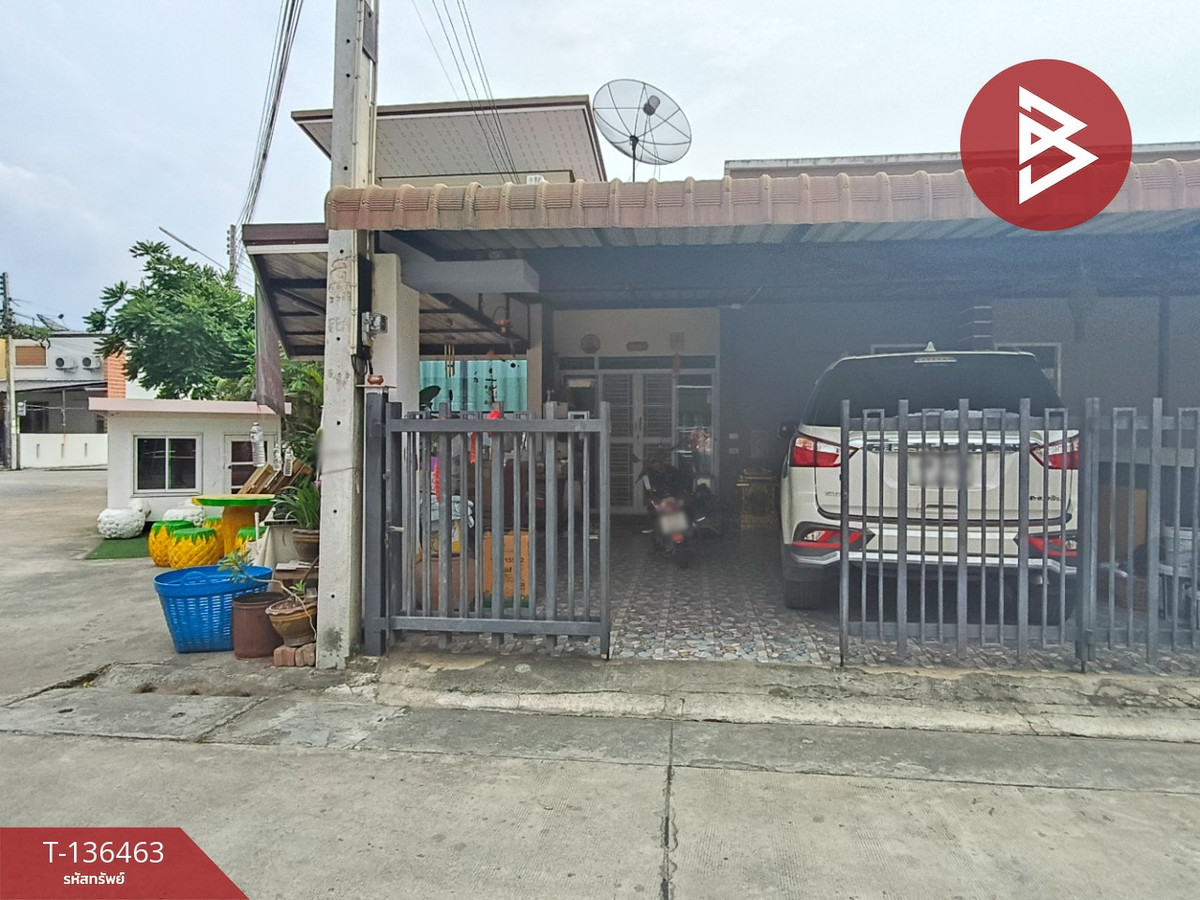 ขายทาวน์เฮ้าส์ หมู่บ้านแกรนด์เซ็นทรัลพาร์ค 3 ชลบุรี ใกล้แม็คโครบ้านบึง