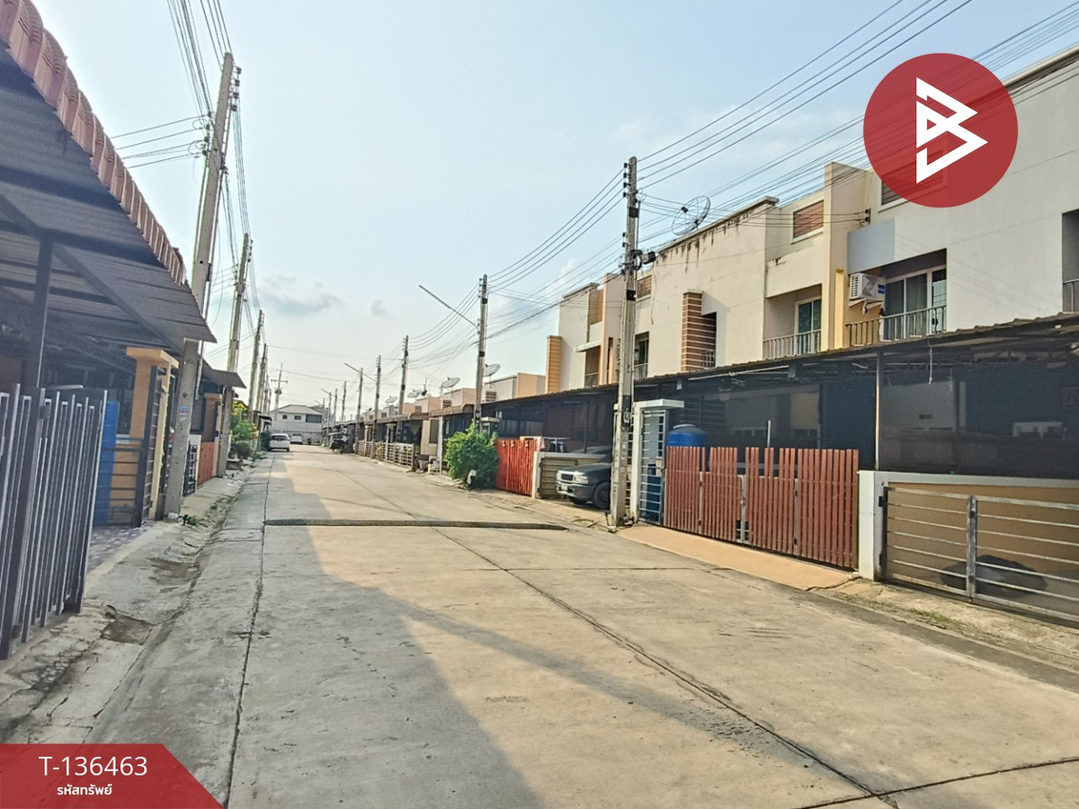 ขายทาวน์เฮ้าส์ หมู่บ้านแกรนด์เซ็นทรัลพาร์ค 3 ชลบุรี ใกล้แม็คโครบ้านบึง