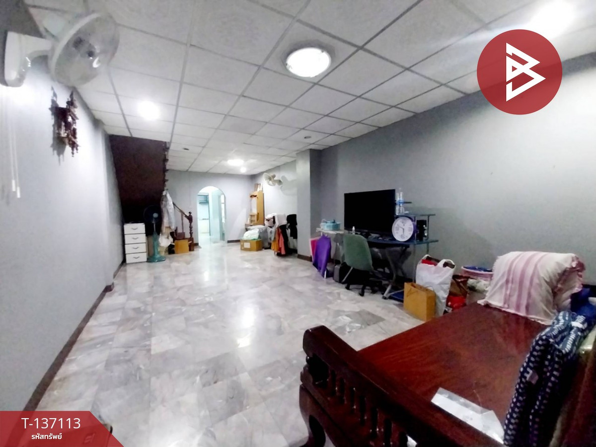 ขายด่วนทาวน์เฮ้าส์ หมู่บ้านพิบูลย์ทรัพย์ คลองสามวา กรุงเทพฯ รีโนเวทพร้อมอยู่