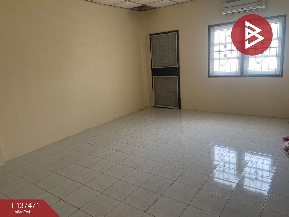 ขายทาวน์เฮ้าส์ หมู่บ้านอีสเทิร์นแลนด์ซิตี้ ชลบุรี (Eastern Land City) พร้อมเข้าอยู่