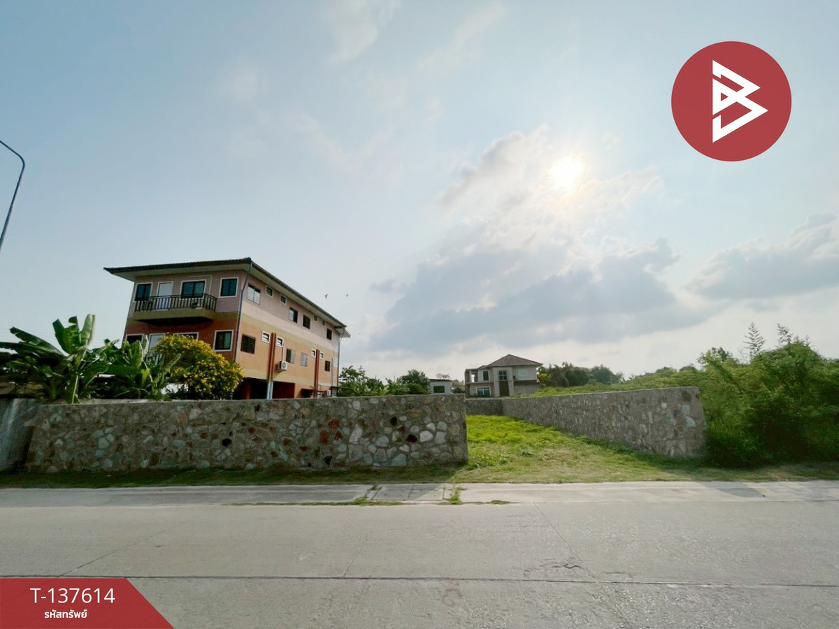 ขายที่ดินถมแล้ว พร้อมกำแพงหิน เนื้อที่ 122.8 ตร.วา เชิงเนิน ระยอง ทำเลดี