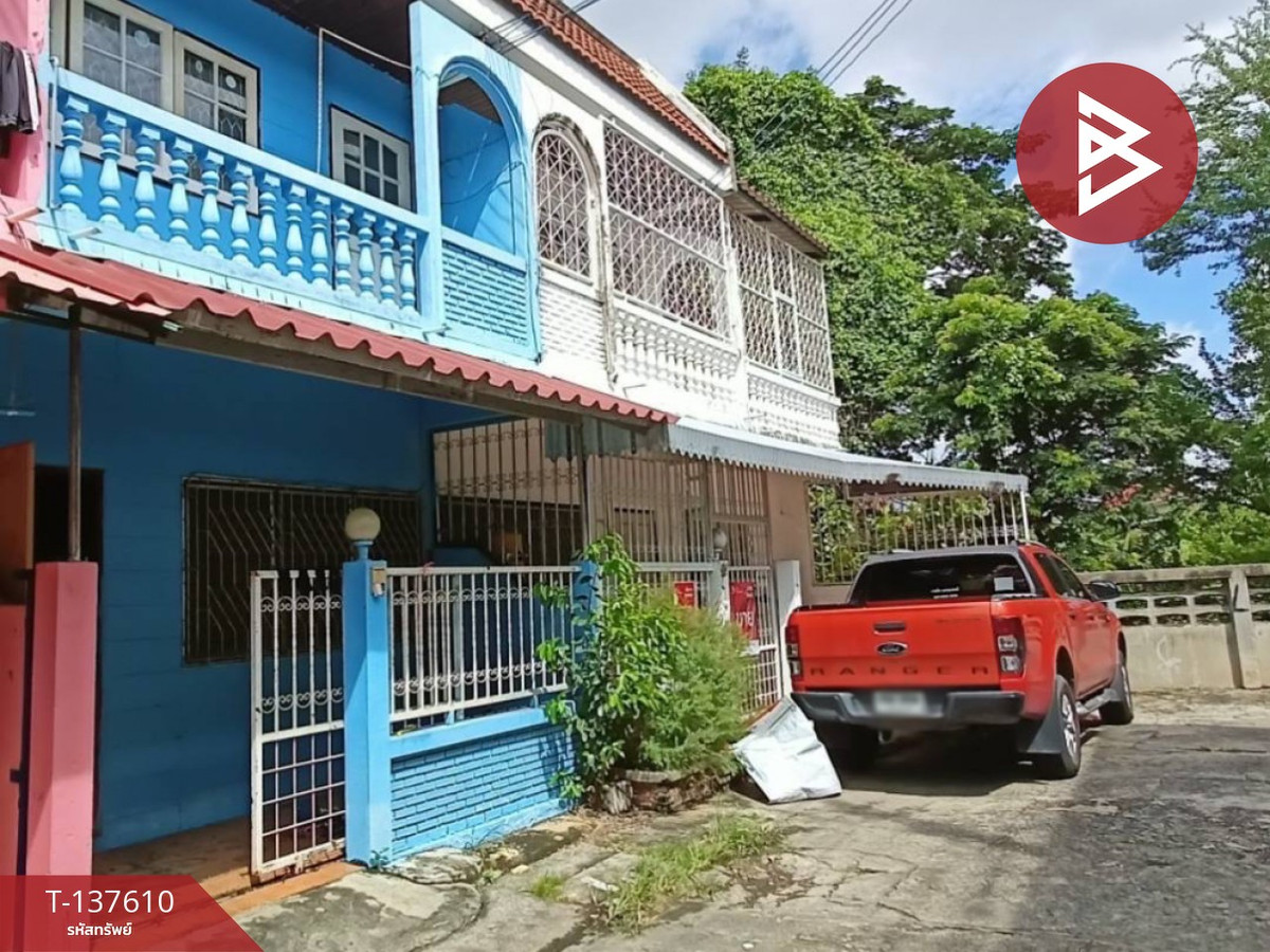 ขายทาวน์เฮ้าส์ 2 ชั้น เนื้อที่ 10.8 ตร.วา นครสวรรค์ตก นครสวรรค์