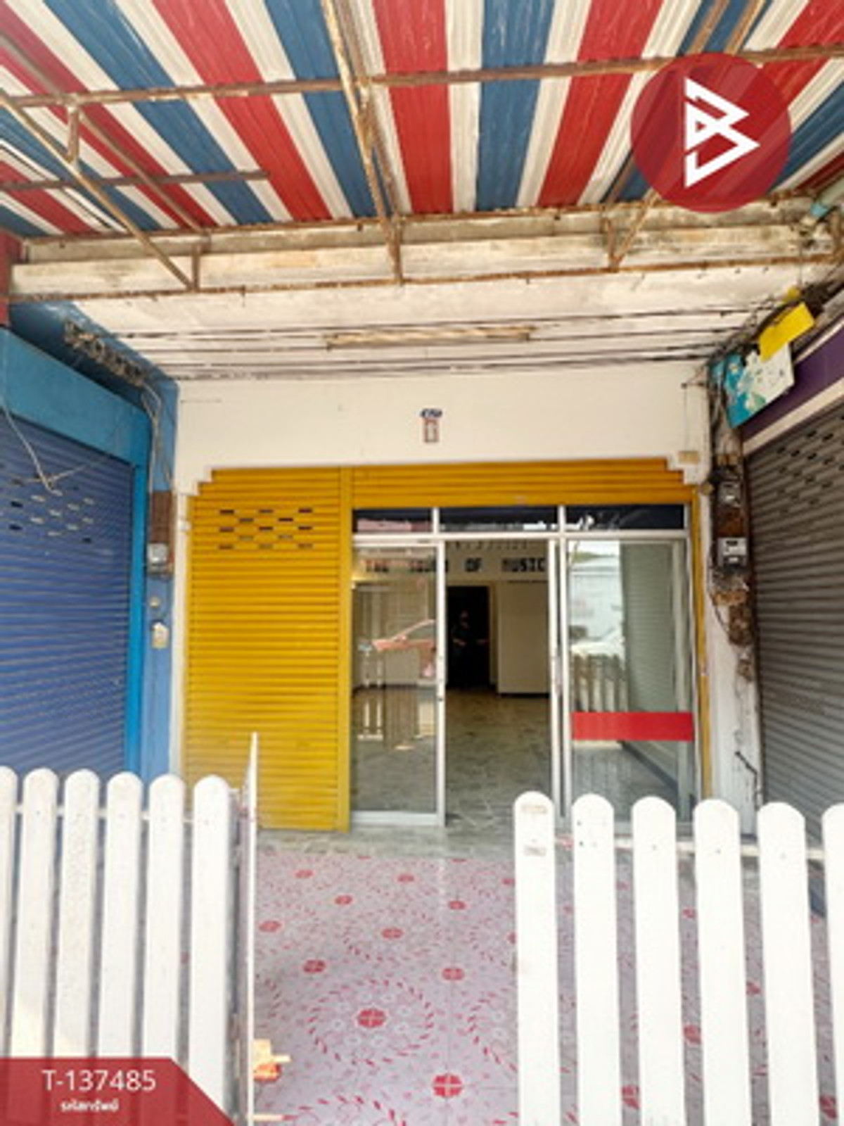 ขายอาคารพาณิชย์ 3 ชั้นครึ่ง ถ.ชาญเวชกิจ แยกก๊กหลี พิษณุโลก ใกล้สนามบิน