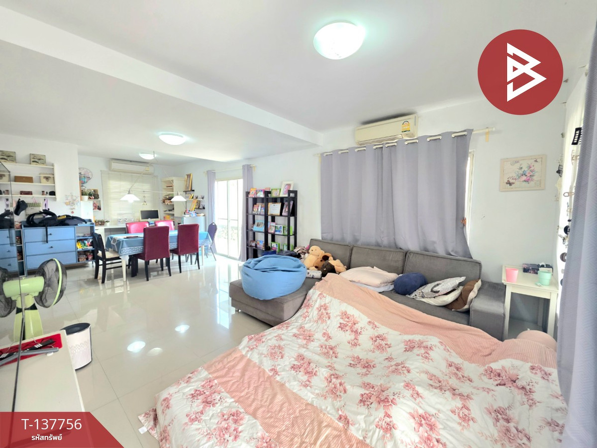 ขายบ้านแฝด หมู่บ้านเพลินวิวทิวเขา ชลบุรี