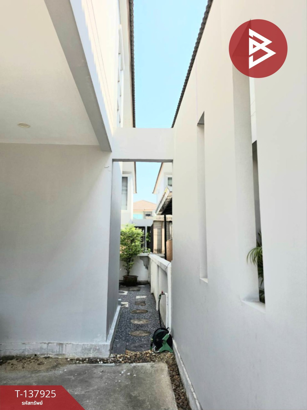 ขายบ้านแฝด หมู่บ้านเดอะมิราเคิล พลัส พระราม2 (The Miracle Plus Rama2) บางน้ำจืด สมุทรสาคร