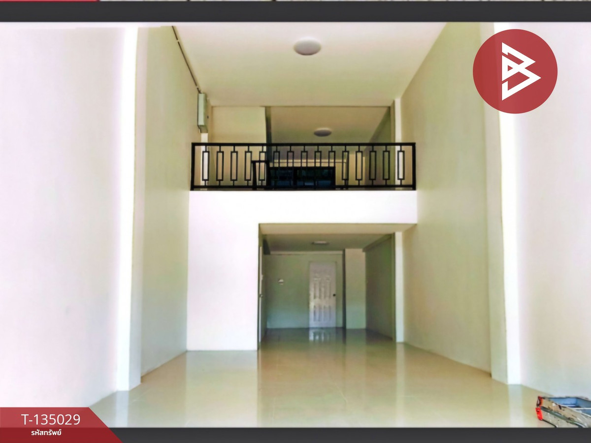 ขายอาคารพาณิชย์ 4 ชั้น เนื้อที่ 17 ตร.วา เชิงเนิน ระยอง