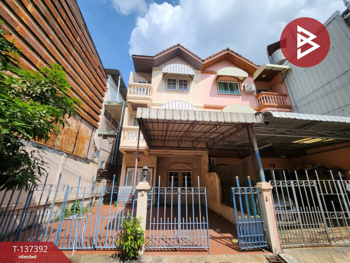 ขายทาวน์เฮ้าส์ 3 ชั้น เนื้อที่ 27 ตร.วา พระรามสาม ซอย 25 กรุงเทพฯ