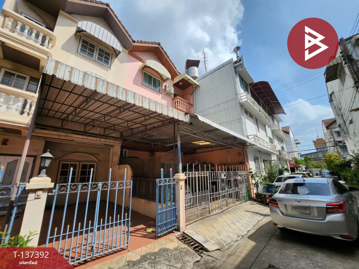 ขายทาวน์เฮ้าส์ 3 ชั้น เนื้อที่ 27 ตร.วา พระรามสาม ซอย 25 กรุงเทพฯ